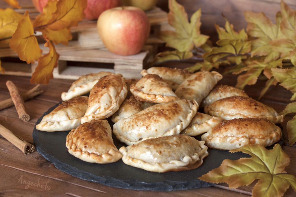 Empanadillas dulces de manzana y nueces